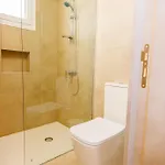 Bee & Be One Bedroom