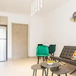 Bee & Be One Bedroom * Paphos