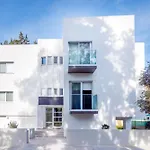 Bee & Be One Bedroom Paphos