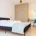 Bee & Be One Bedroom Paphos
