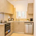 Bee & Be One Bedroom