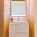 Bee & Be One Bedroom Apartment *