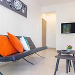 Bee & Be One Bedroom * Paphos