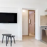 Apartment Bee & Be One Bedroom Paphos