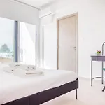 Bee & Be One Bedroom Daire *