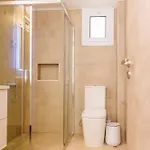 Bee & Be One Bedroom Daire Pafos