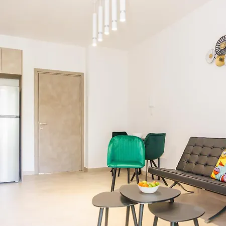 Bee & Be One Bedroom * Paphos