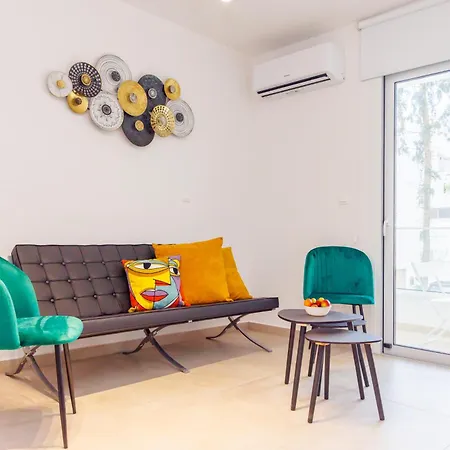 Bee & Be One Bedroom * Paphos