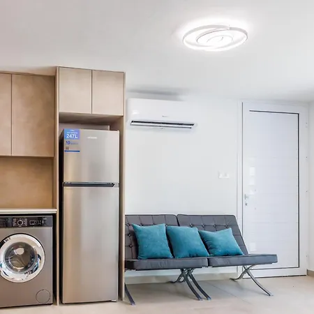 Bee & Be One Bedroom Apartment *
