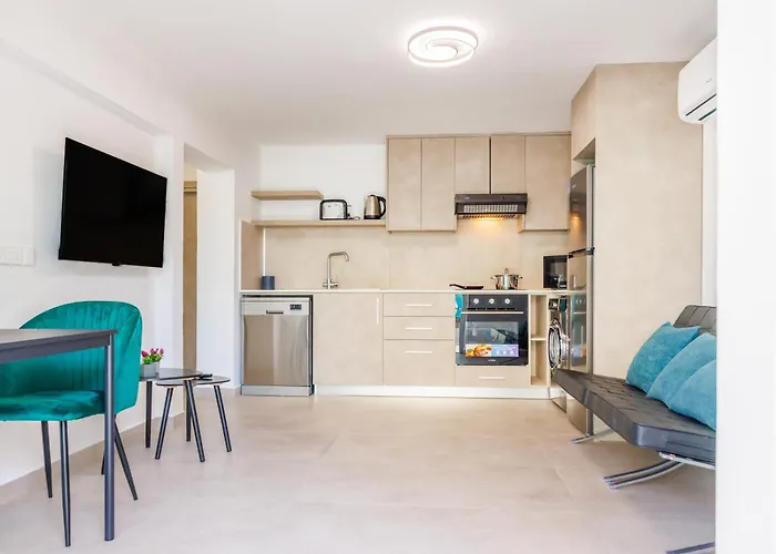 Bee & Be One Bedroom Apartament Pafos